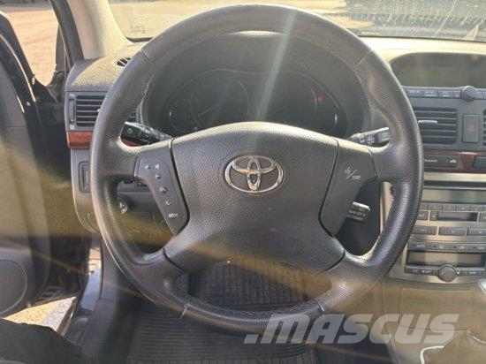 TOYOTA AVENSIS 2,0 D-4D, KOMBI, SCHALTGETRIEBE, KLIMA, SI Automobili