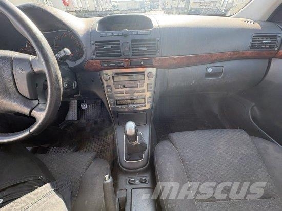TOYOTA AVENSIS 2,0 D-4D, KOMBI, SCHALTGETRIEBE, KLIMA, SI Automobili