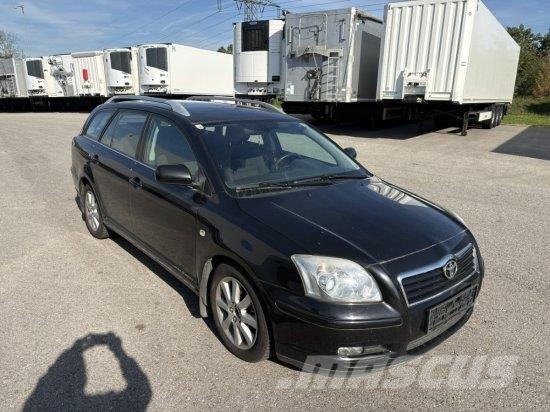 TOYOTA AVENSIS 2,0 D-4D, KOMBI, SCHALTGETRIEBE, KLIMA, SI Automobili
