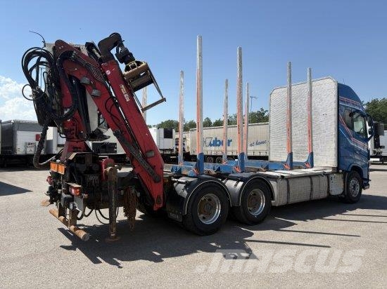 Volvo FH 16 750 6X4R HOLZTRANSPORTER MIT PENZ 12Z KRAN, Samochody do przewozu drewna