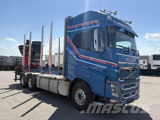 Volvo FH 16 750 6X4R HOLZTRANSPORTER MIT PENZ 12Z KRAN, Samochody do przewozu drewna