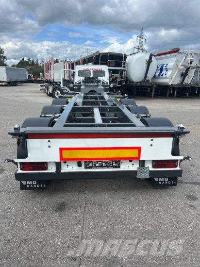 WEB TRAILER LPRS24 MITTEN-HECKSCHIEBER 1X20 FT 2X2 Containerframe semi-trailers