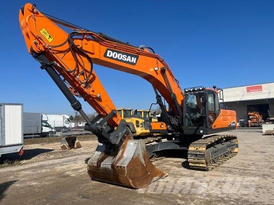 DOOSAN DX350 LC-7K KETTENBAGGER, 1X TIEFLöFFEL ,KAMERA Pelle sur chenilles