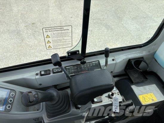 TAKEUCHI TB 216 MINIBAGGER,LöFFELPACKET ,VERBREITERBAR, POW 小型挖土機/掘鑿機<7t(小型挖掘機)