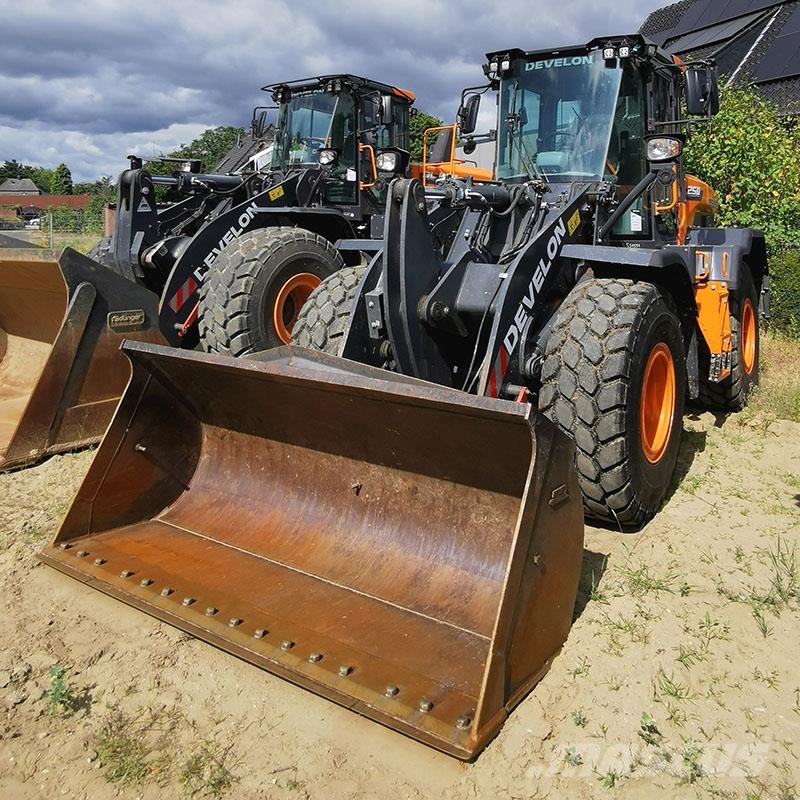 Develon DL 250-7 Wheel loaders