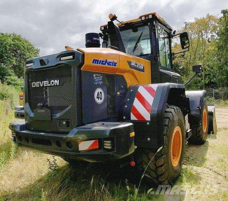 Develon DL 250-7 Wheel loaders