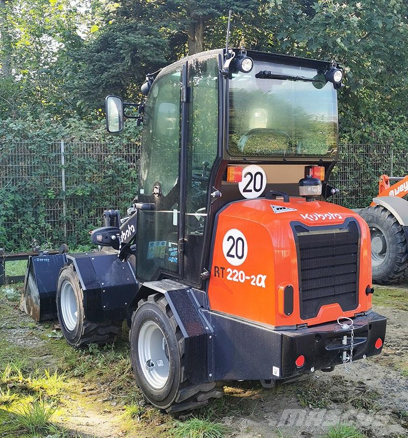 Kubota RT 220-2 @ Kabine Utovarivači na točkove