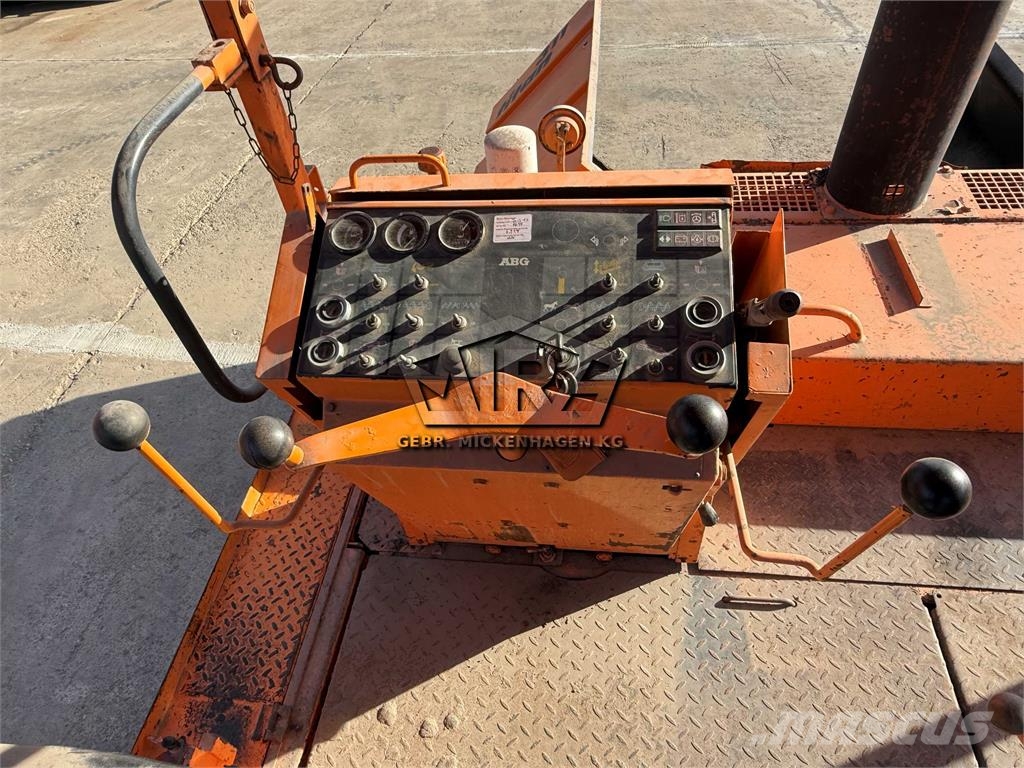 ABG Titan 311 Asfalttikoneet