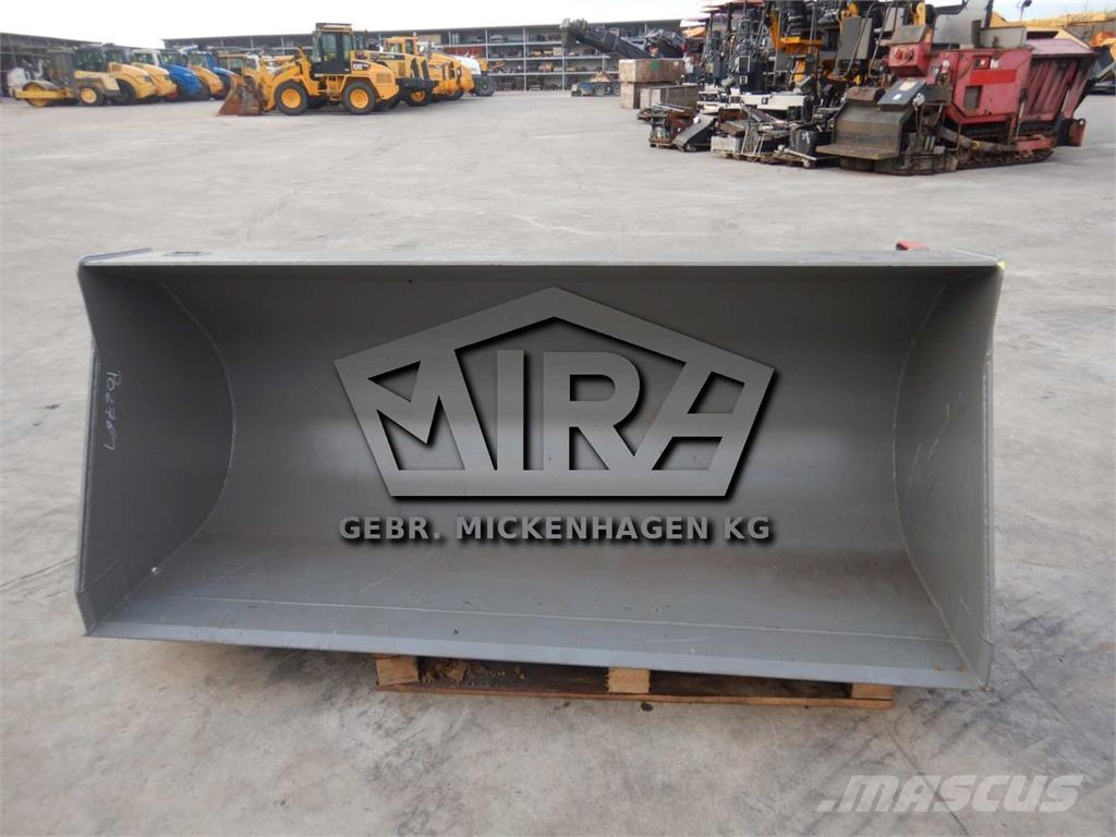 Atlas 2050 mm / SW Atlas AR65 Skuffer
