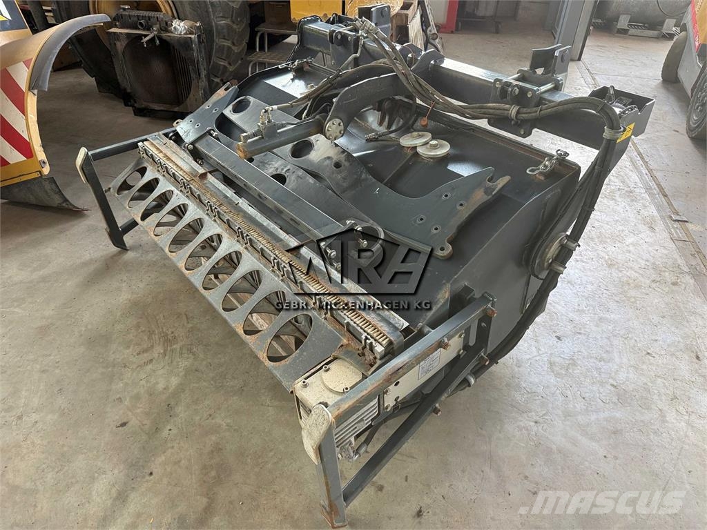 Bomag BS 180 스프래더