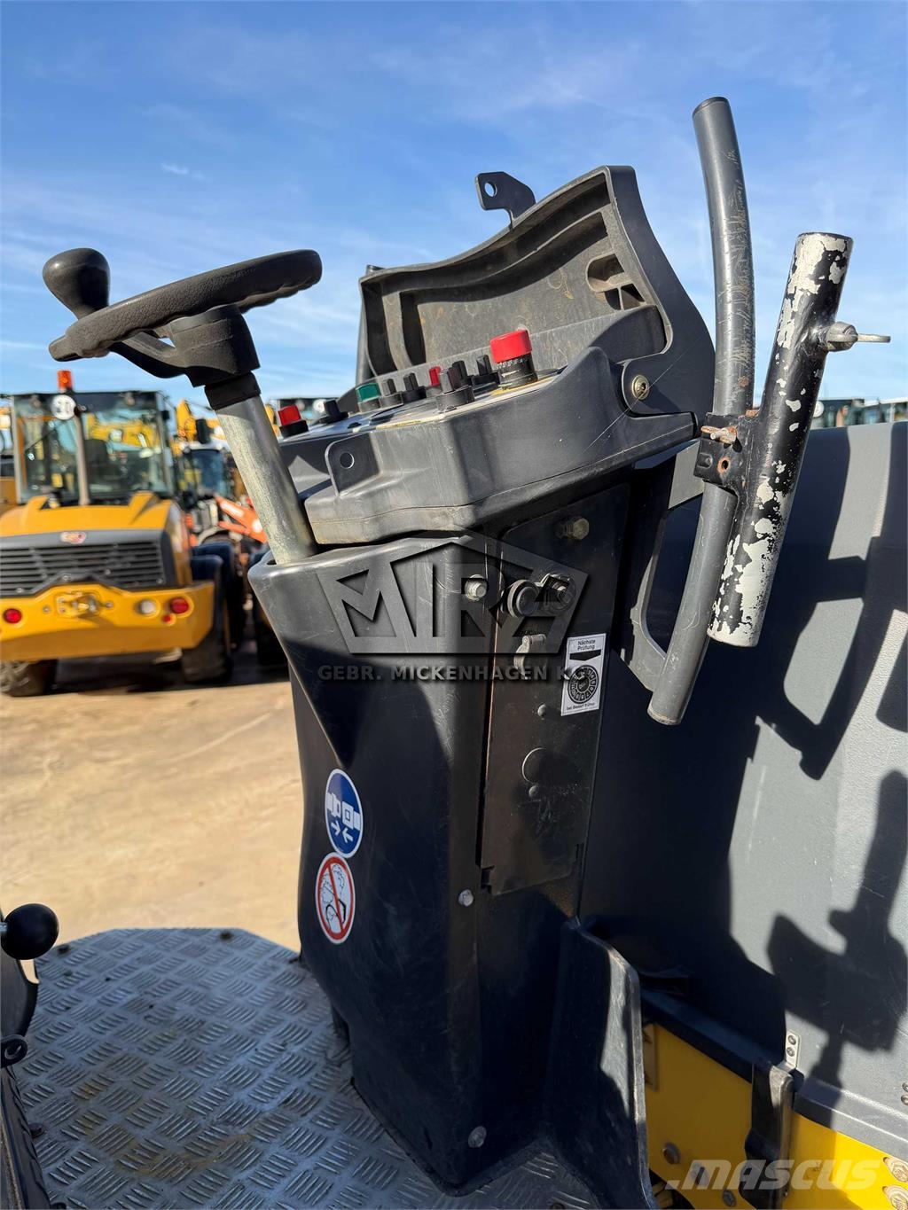 Bomag BW 138 AD-5 Dvojni valjarji