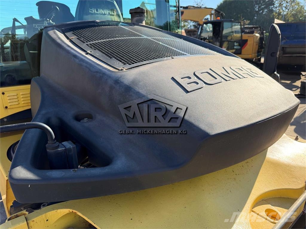 Bomag BW 174 AP-4AM Dvojni valjarji