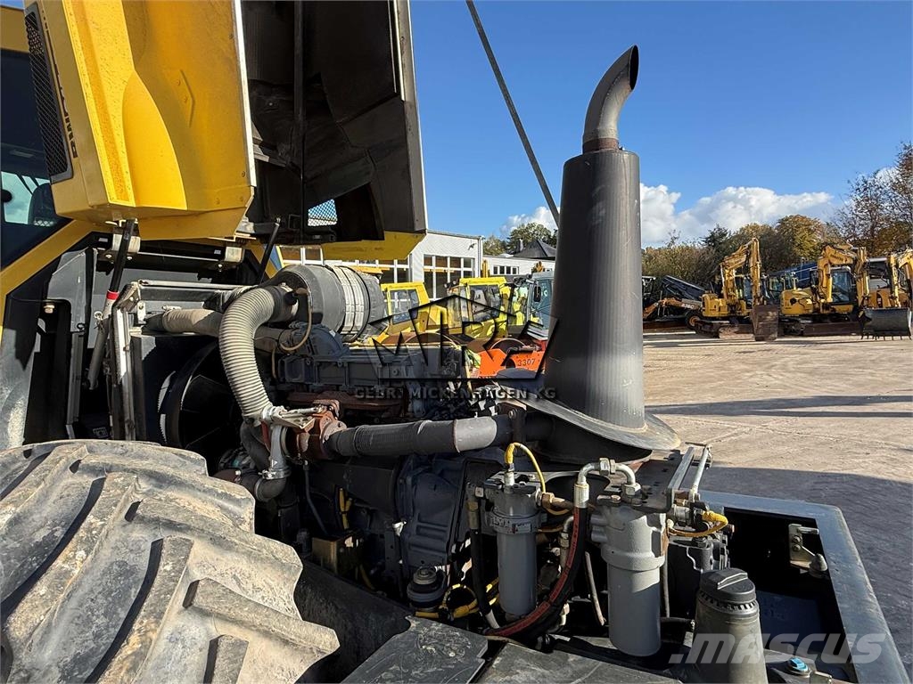 Bomag BW 213 DH-4 BVC Ühe trumliga rullid