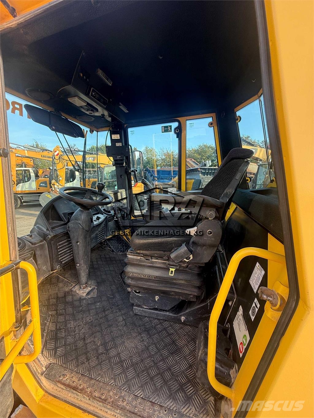 Bomag BW 213 DH-4i BVC +P Enojni valjarji