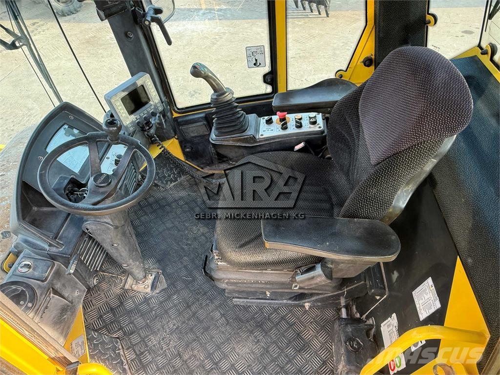 Bomag BW 213 DH-4i BVC +P Enojni valjarji