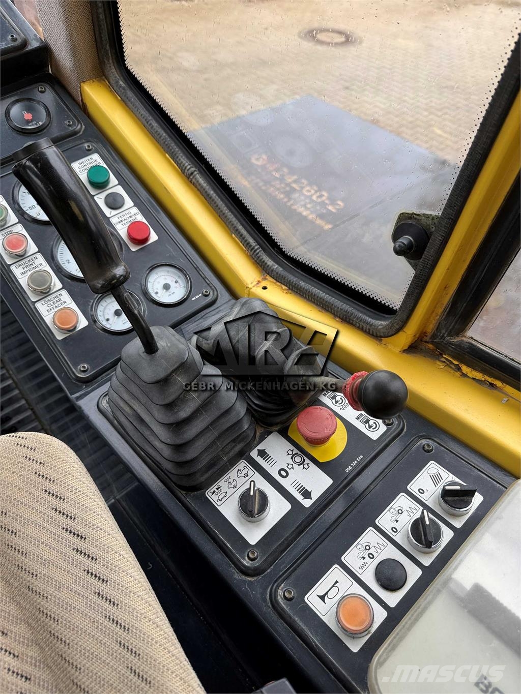 Bomag BW 225 D-3 - VARIOCONTROL Tek tamburlu silindirler