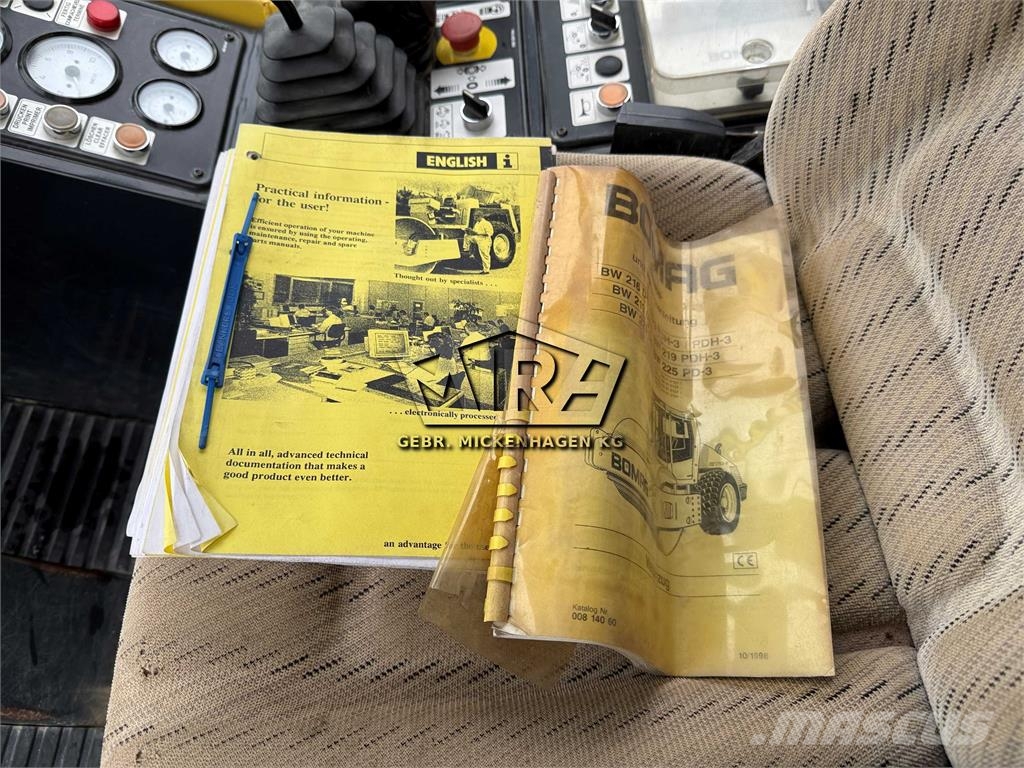Bomag BW 225 D-3 - VARIOCONTROL Tek tamburlu silindirler