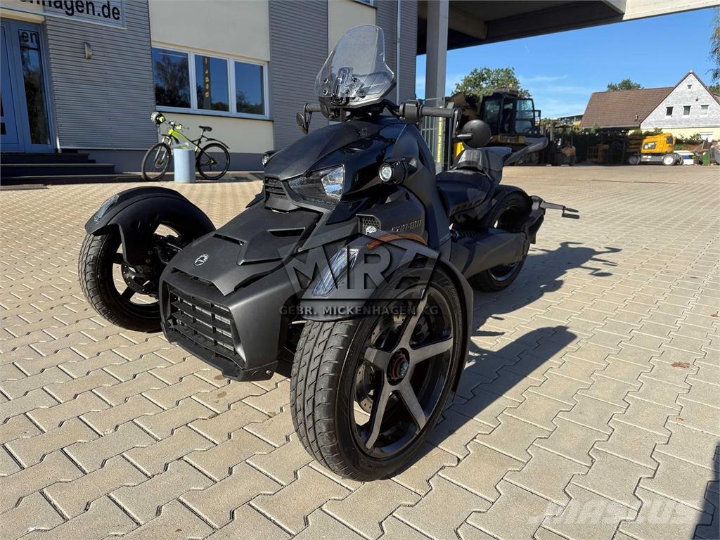Can-am Ryker 900 Sport Avtomobili