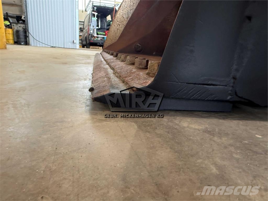 CAT 3000 mm/ 950 M - 962 M ( Hochkippschaufel ) دلاء