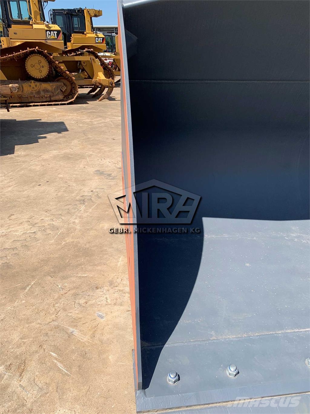 CAT 3000 mm / 966 + 972K+M Cucharones