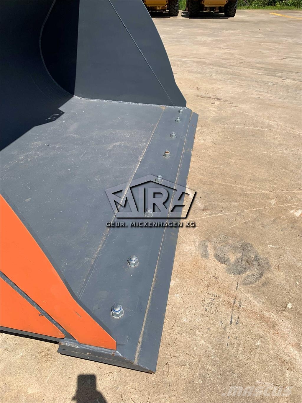 CAT 3000 mm / 966 + 972K+M Cucharones