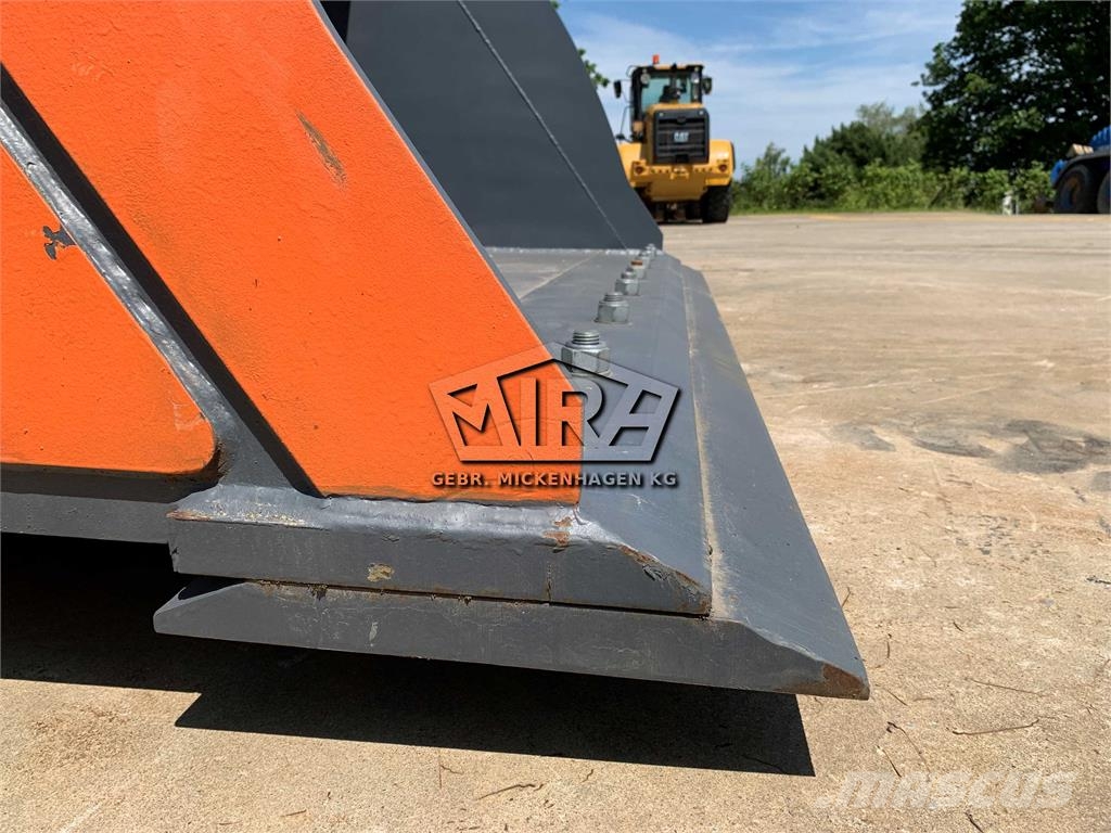 CAT 3000 mm / 966 + 972K+M Cucharones