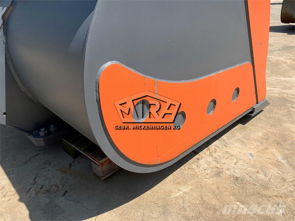 CAT 3000 mm / 966 + 972K+M Cucharones