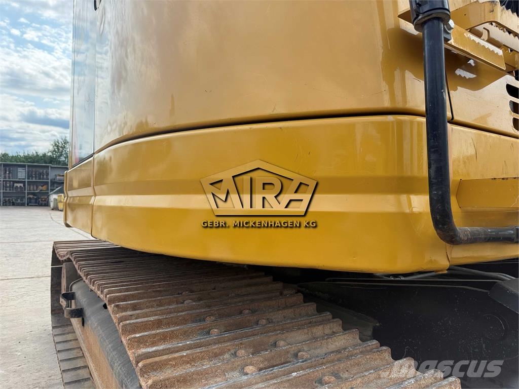 CAT 325 FL CR حفارات زحافة