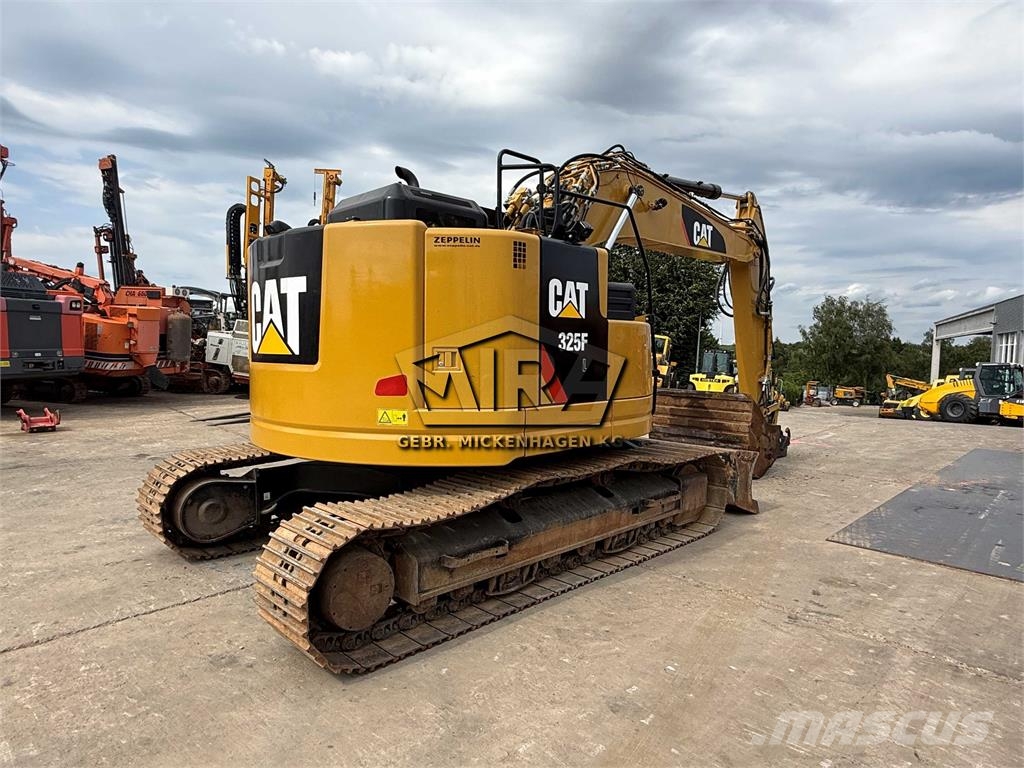 CAT 325 FL CR حفارات زحافة