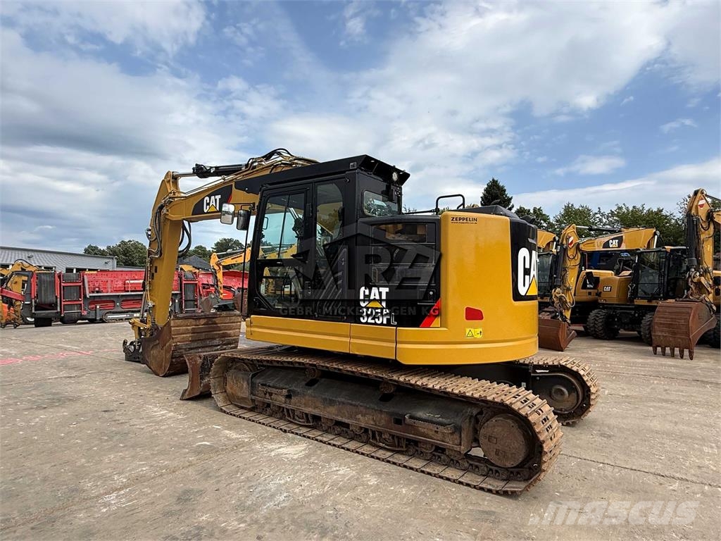 CAT 325 FL CR حفارات زحافة