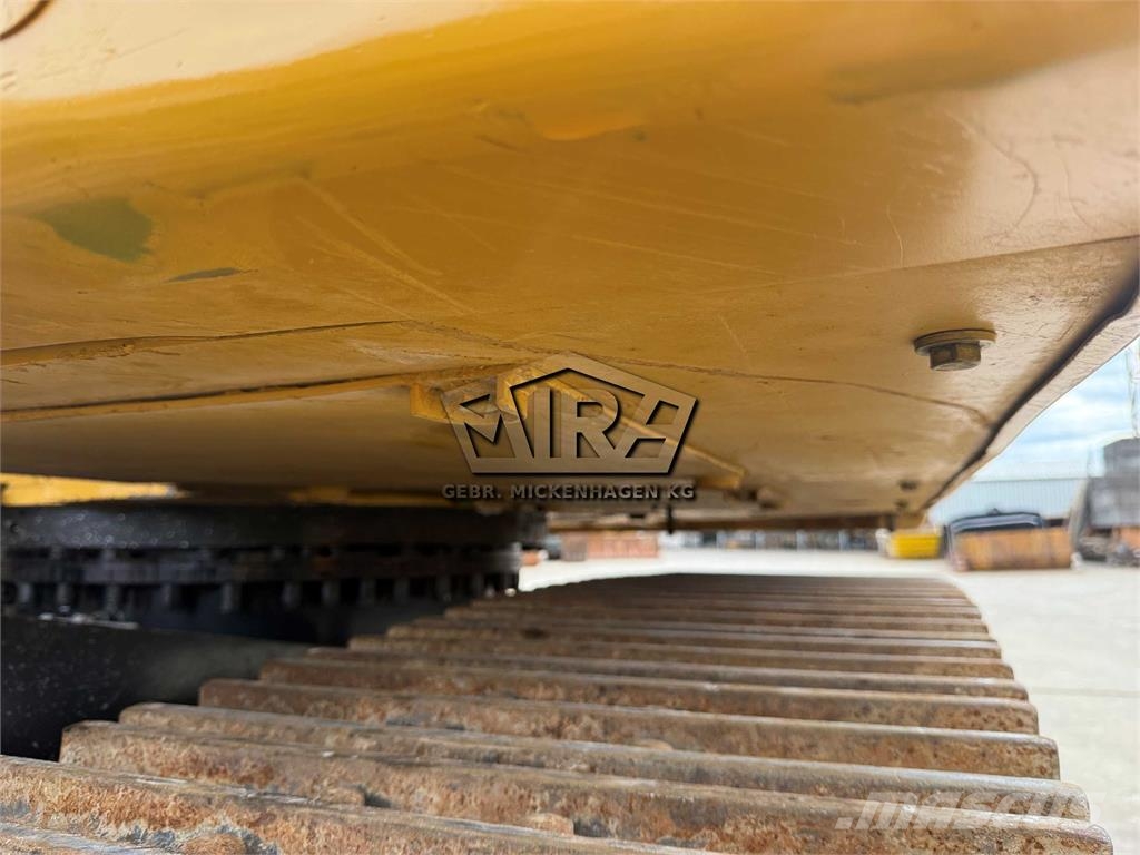 CAT 325 FL CR حفارات زحافة