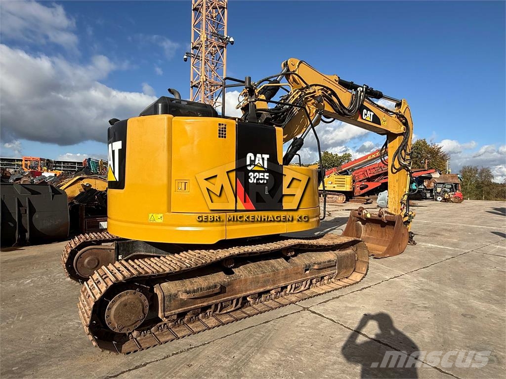 CAT 325 FL CR Roomikekskavaatorid