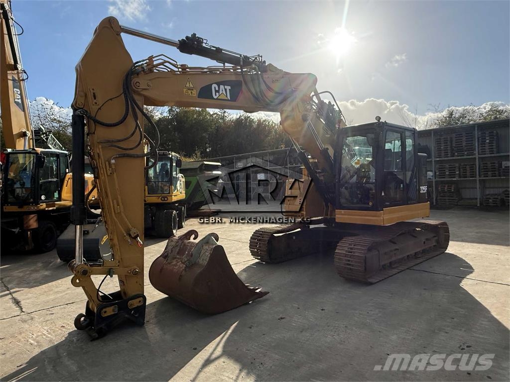 CAT 325 FL CR Roomikekskavaatorid