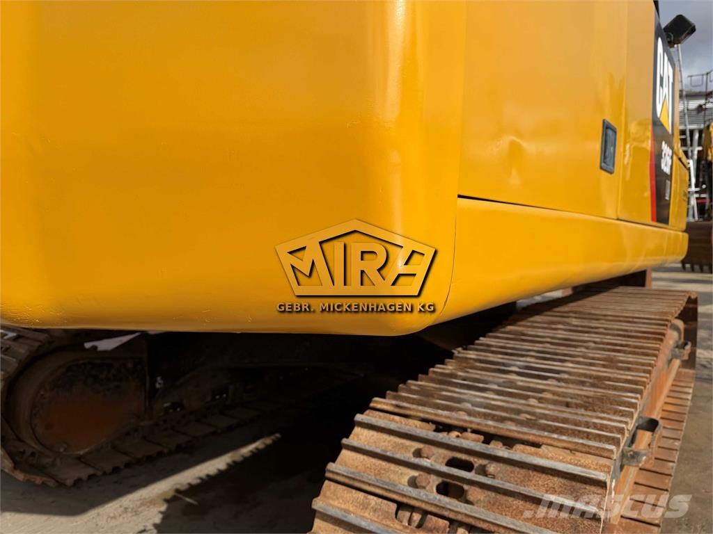 CAT 326 F LN Bagri goseničarji
