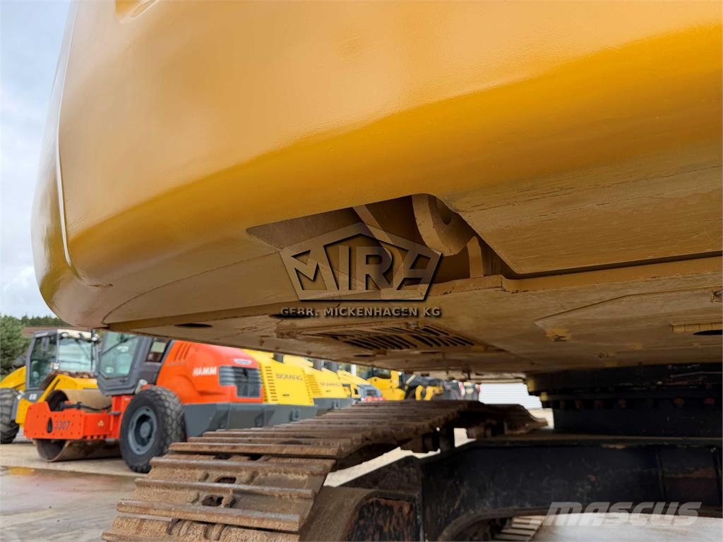 CAT 326 F LN Bagri goseničarji
