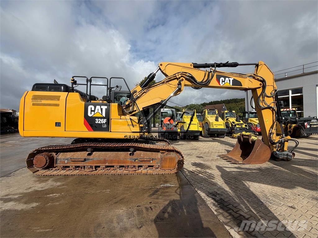 CAT 326 F LN Bagri goseničarji