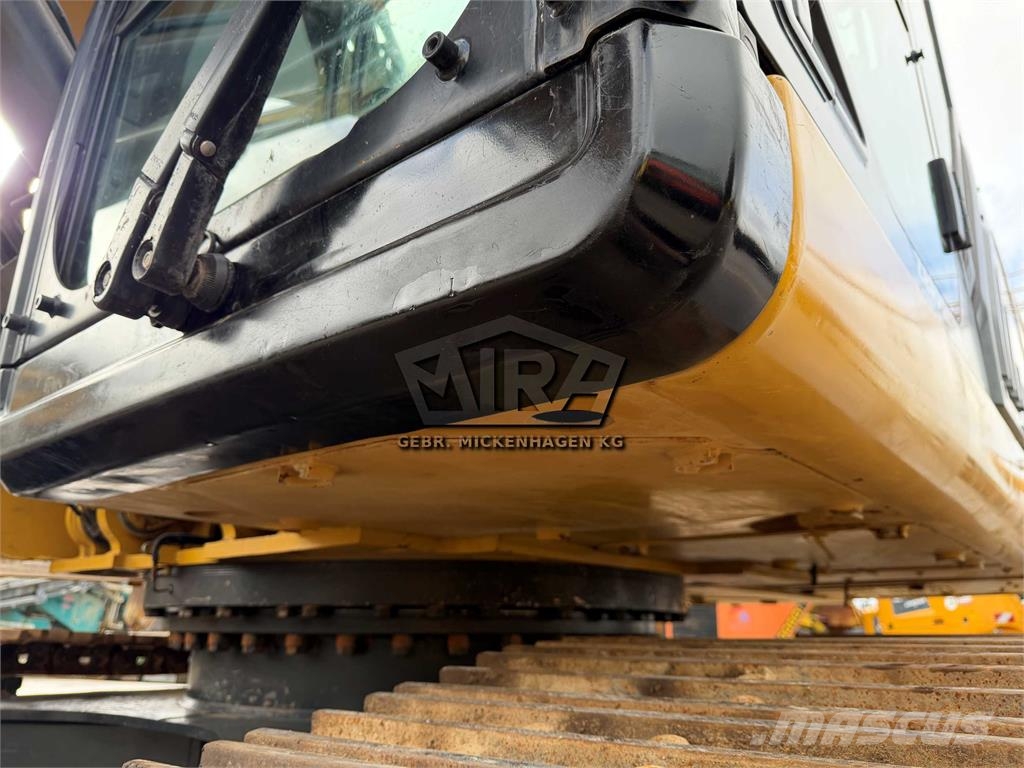 CAT 326 F LN Bagri goseničarji