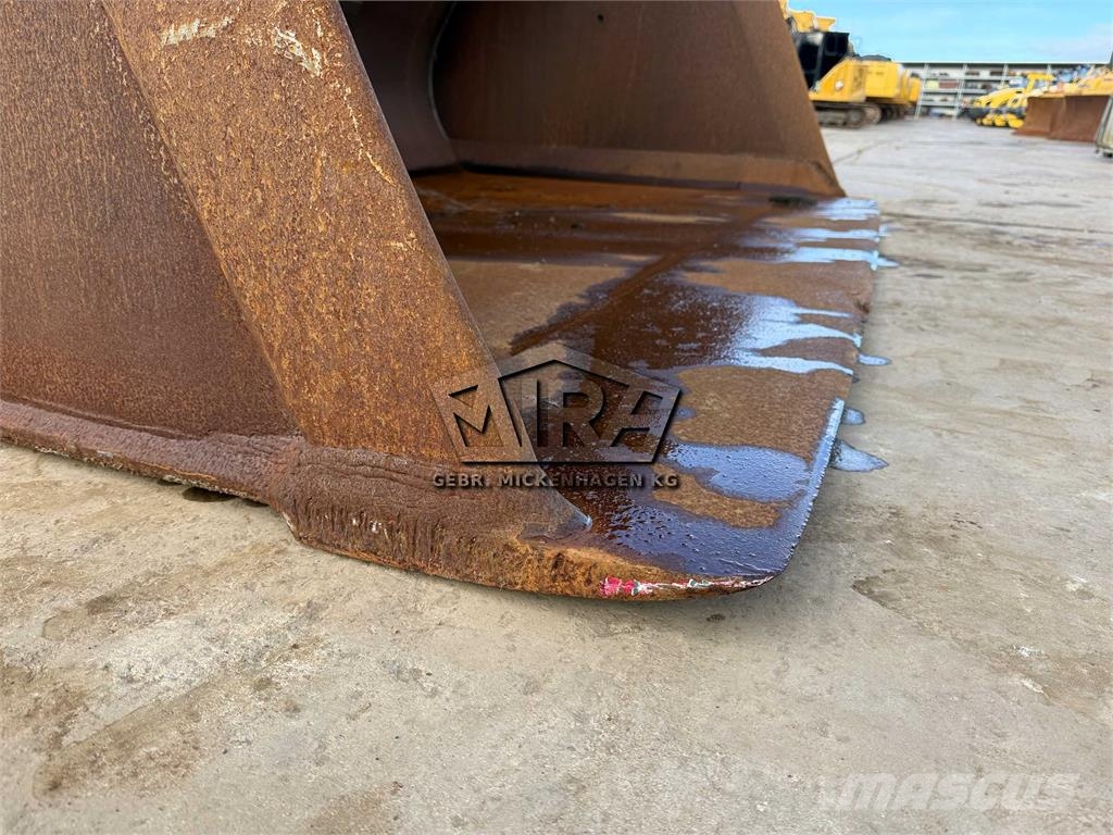 CAT 3500 mm / 966 M + M - 972 K + M Buckets