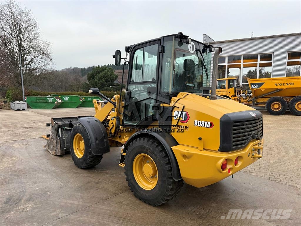 CAT 908M Kolesni nakladalci