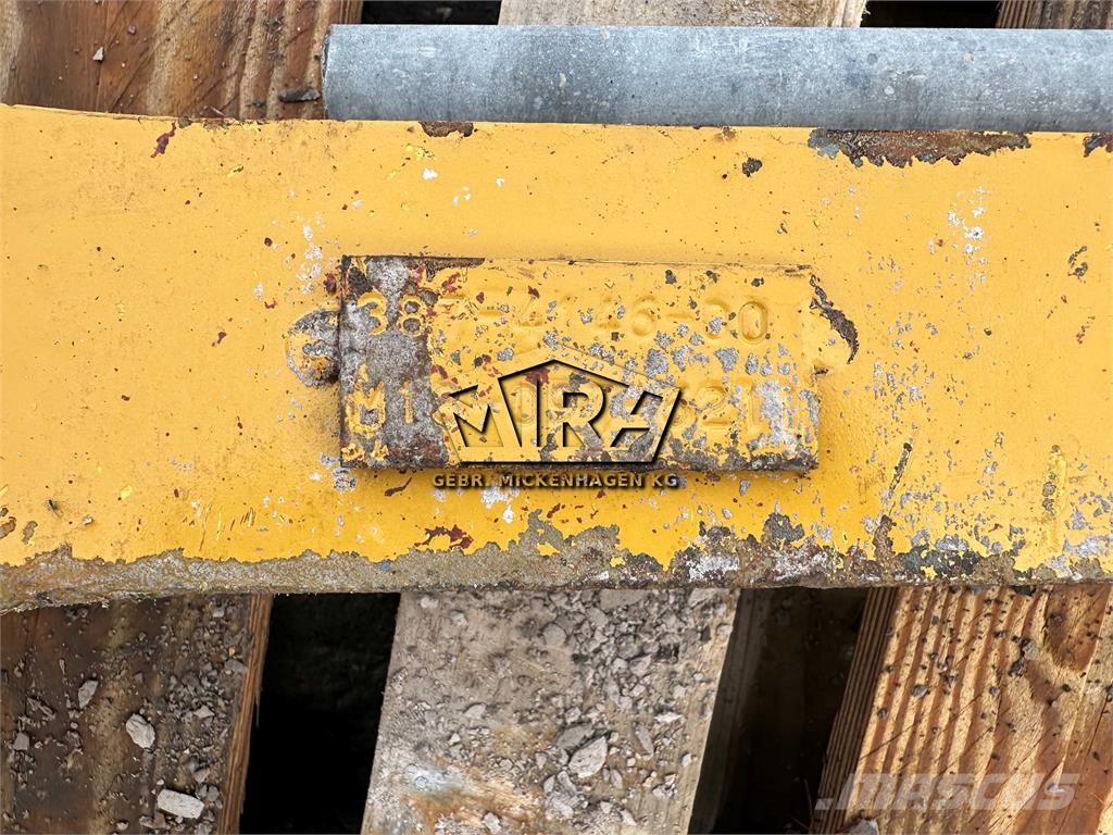 CAT 938 M / Koppel Booms og dippers