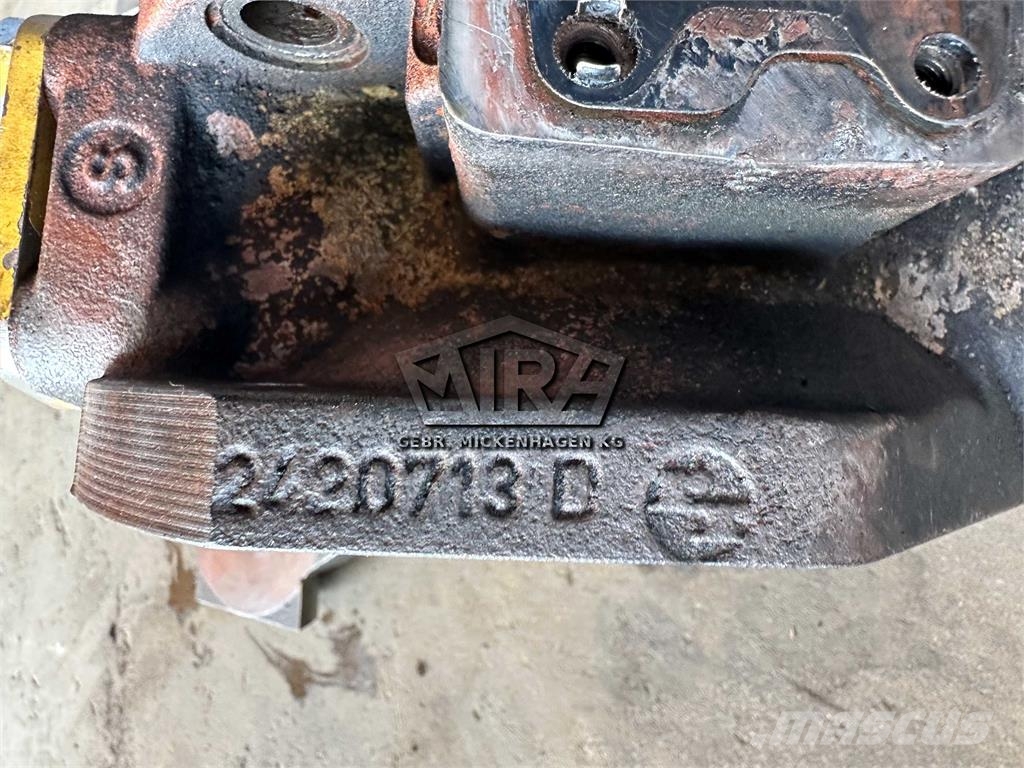 CAT 938 M / Lenkpumpe Hidravlika