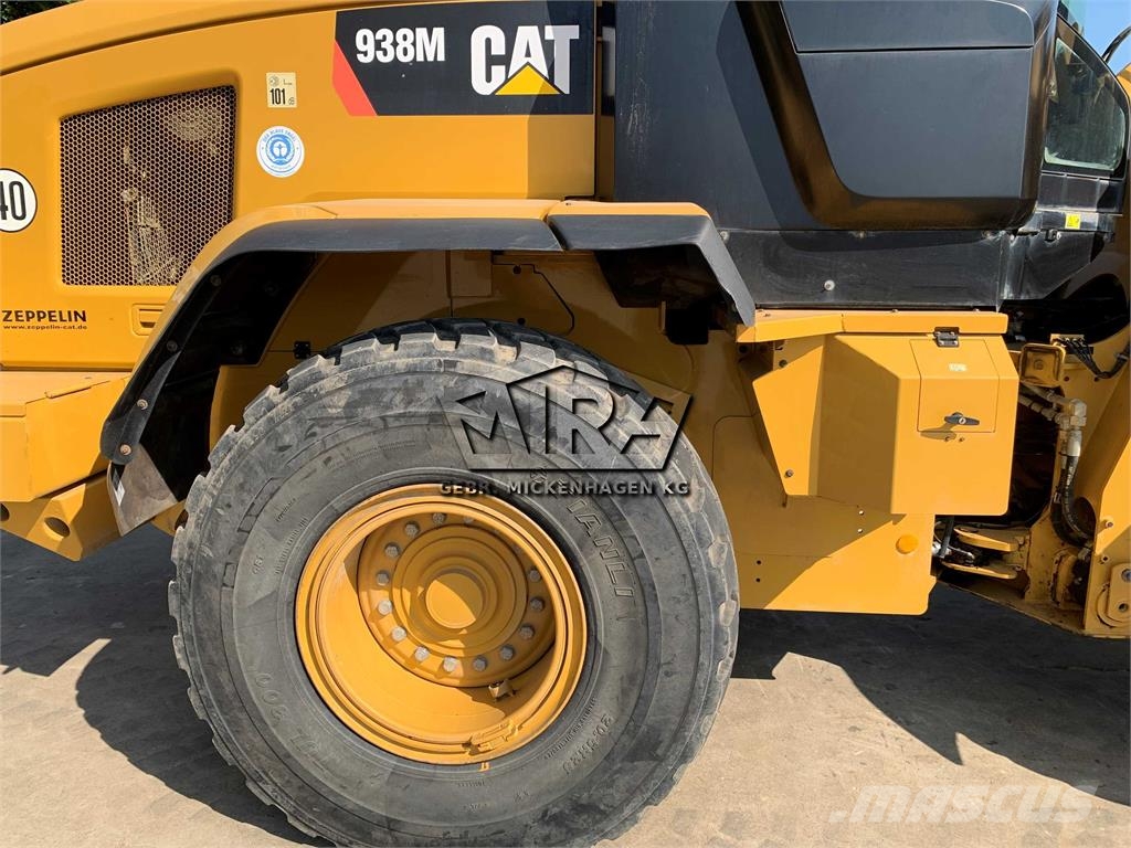 CAT 938M Utovarivači na točkove