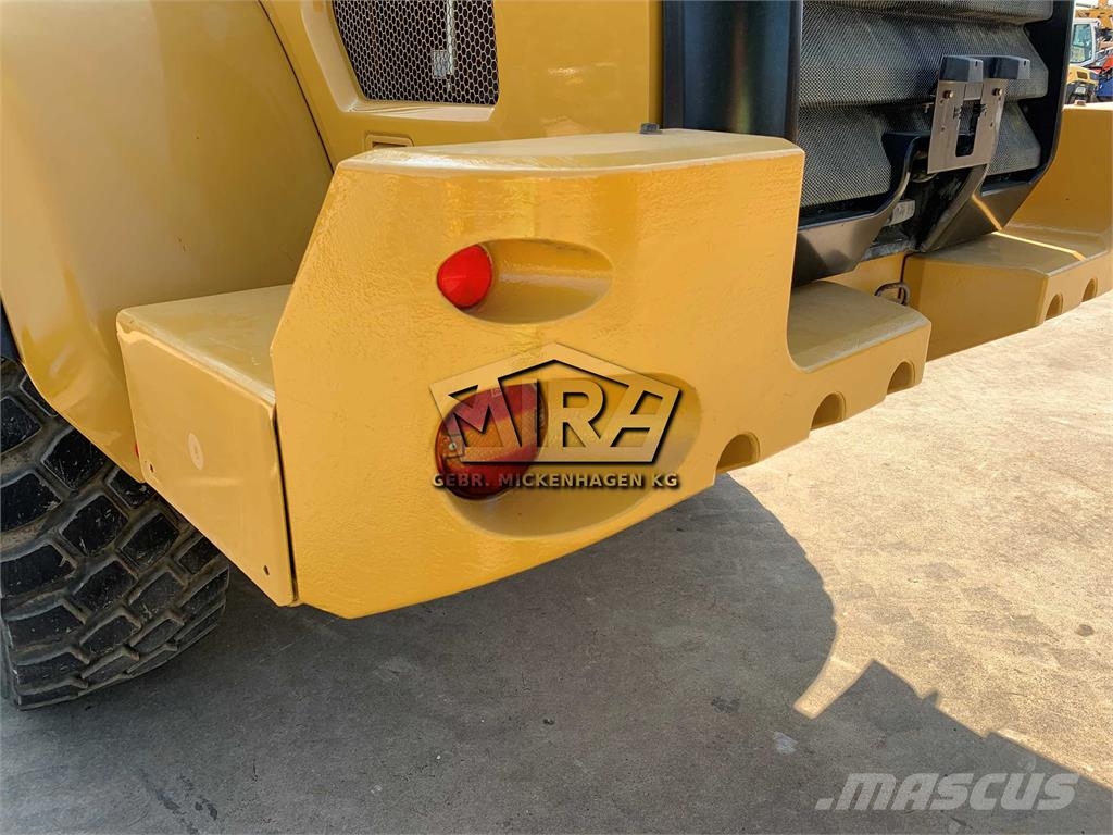 CAT 938M Utovarivači na točkove