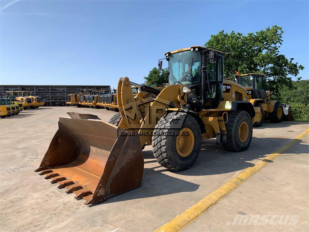 CAT 938M Utovarivači na točkove