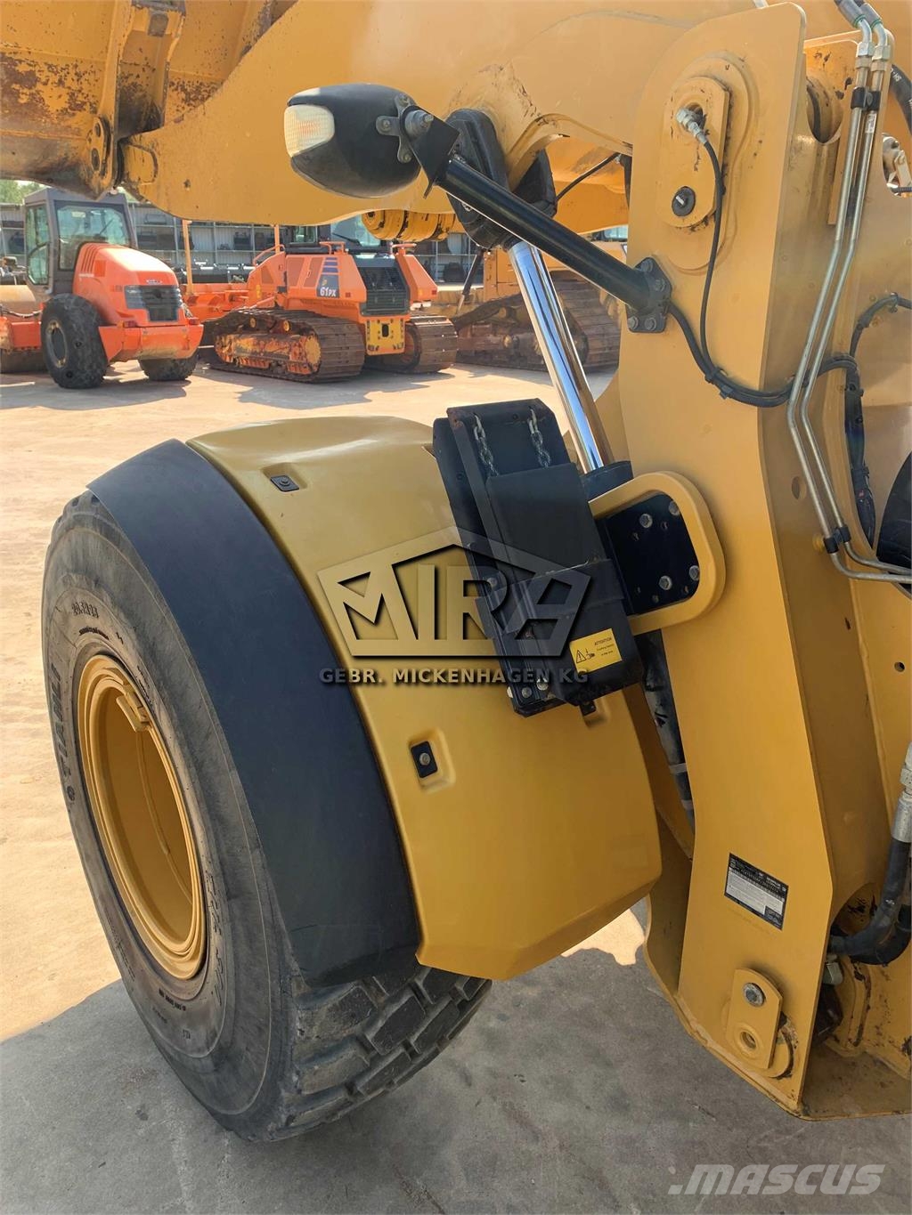 CAT 938M Utovarivači na točkove