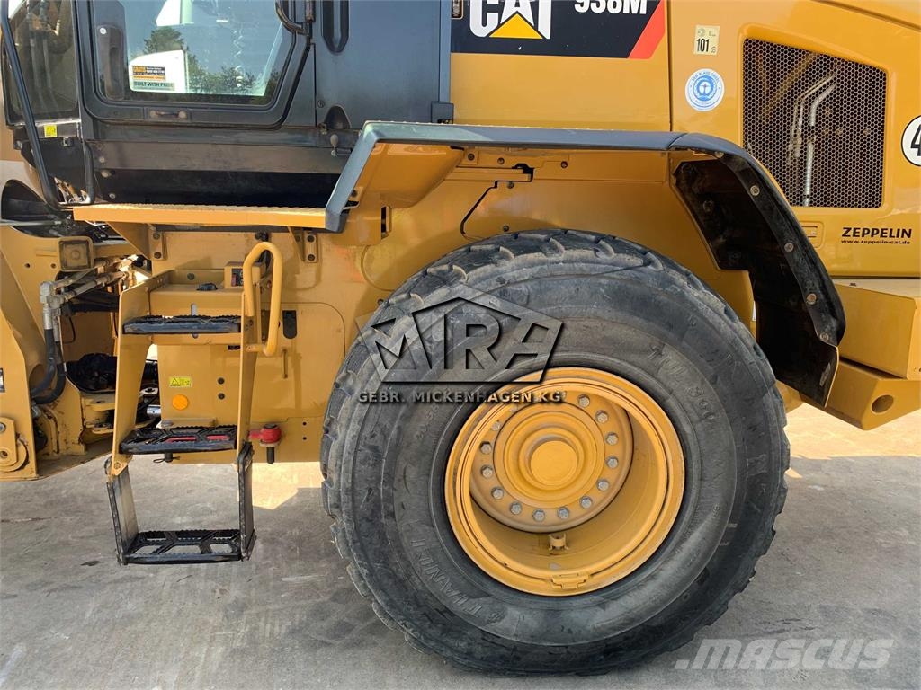 CAT 938M Utovarivači na točkove