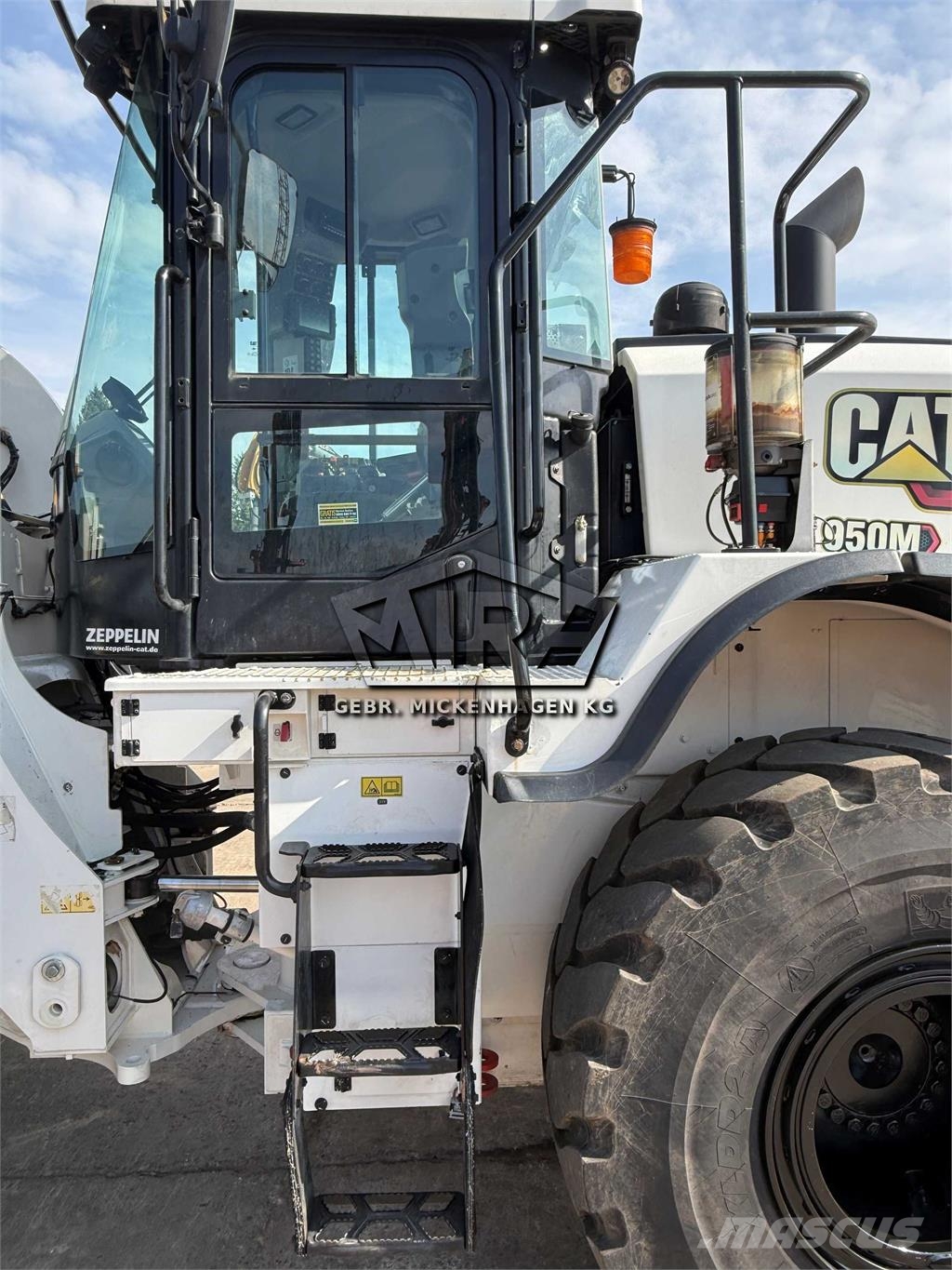 CAT 950M Highlift + Hochkippschaufel Wielladers