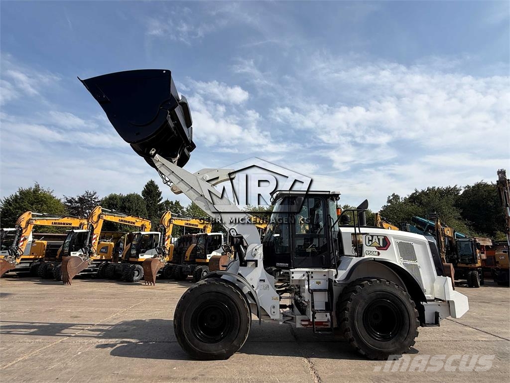 CAT 950M Highlift + Hochkippschaufel Wielladers
