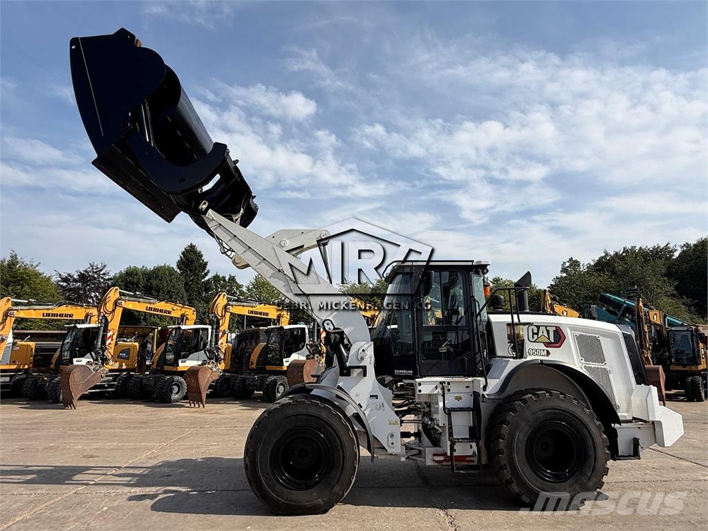 CAT 950M Highlift + Hochkippschaufel Wielladers