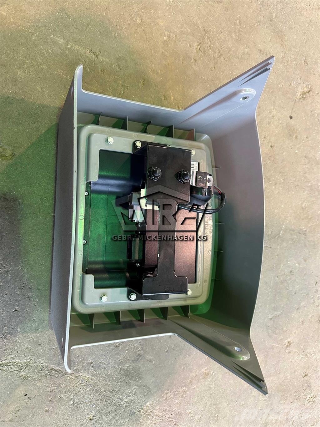 CAT 966 KXE / Tachometer Sähkö ja elektroniikka